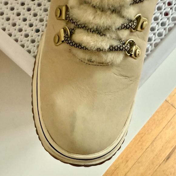 Pajar Canada winter waterproof boot, genuine leather, genuine shearling, size 10 - Picture 6 of 10